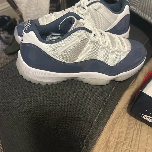 Jordan 11